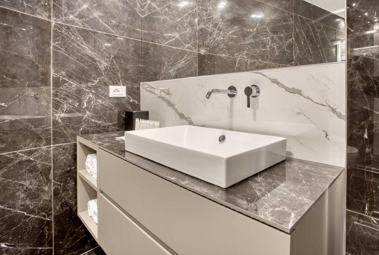 Le Suite Del Corso The Smart Boutique Aparthotel By Ospitami Milano Eksteriør billede